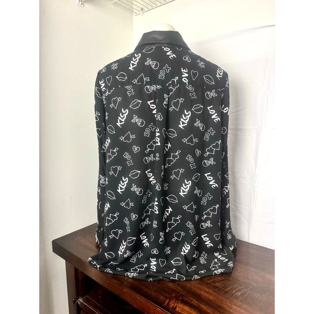 Torrid x Betsy Johnson Skull Hearts Black Georgette Blouse 1X NWT - Picture 4 of 9
